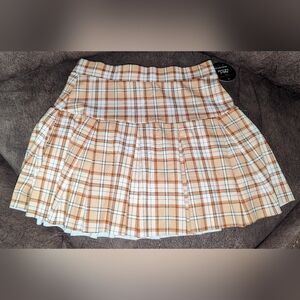 NWT, Brown plaid, pleated, SKIRT - Junior's size large